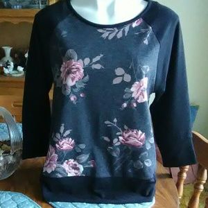 Alyx Raglan Floral Top